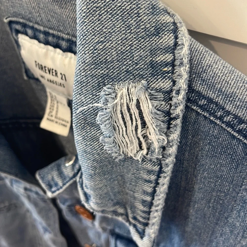 Distressed Jean Jacket - Picture 3 of 4